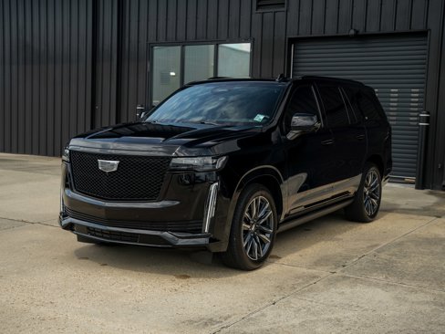 Used 2023 Cadillac Escalade Sport w/ Touring Package image 4