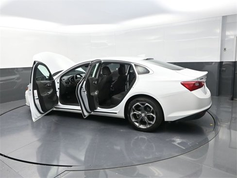 Used 2023 Chevrolet Malibu LT image 39