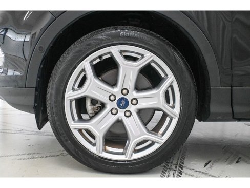 Used 2019 Ford Escape Titanium image 21