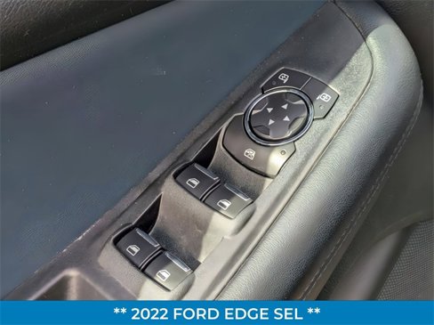 Used 2022 Ford Edge SEL w/ Sport Appearance Package image 12