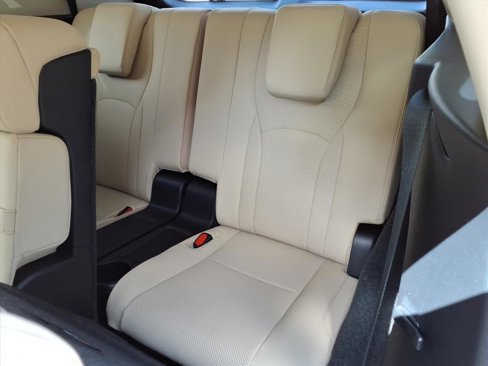 Used 2021 Lexus RX 350L Premium w/ Premium Package image 10