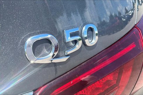 Used 2022 INFINITI Q50 Luxe image 8