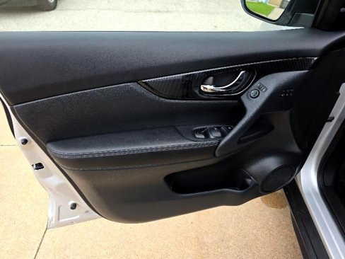 Used 2019 Nissan Rogue SL w/ Premium Package image 17