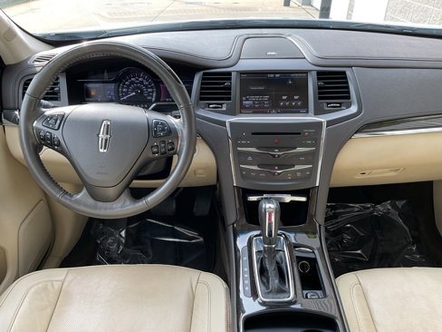 Used 2014 Lincoln MKS w/ Equipment Group 101A image 10