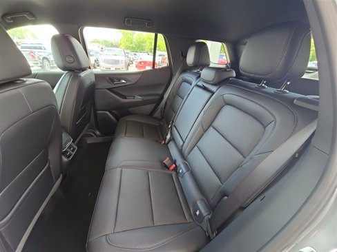 New 2026 Chevrolet Equinox LT w/ Convenience Package II image 24