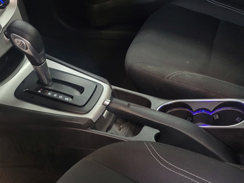 Used 2017 Ford Fiesta SE image 26