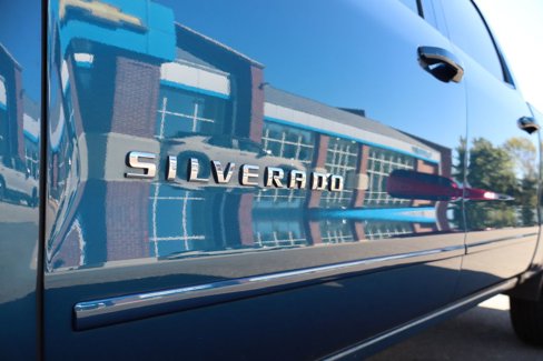 Used 2018 Chevrolet Silverado 1500 LT w/ All Star Edition image 7