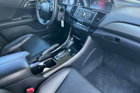 Used 2017 Honda Accord Sport Special Edition image 15