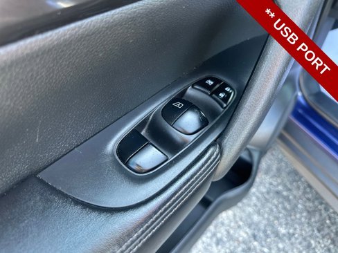 Used 2020 Nissan Rogue S w/ Special Edition Package image 14