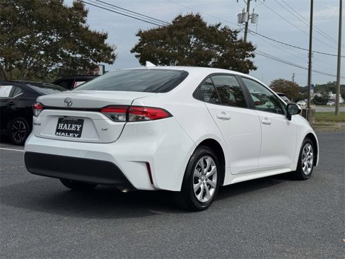 Used 2024 Toyota Corolla LE image 20