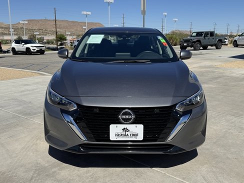 Used 2024 Nissan Sentra SV image 2