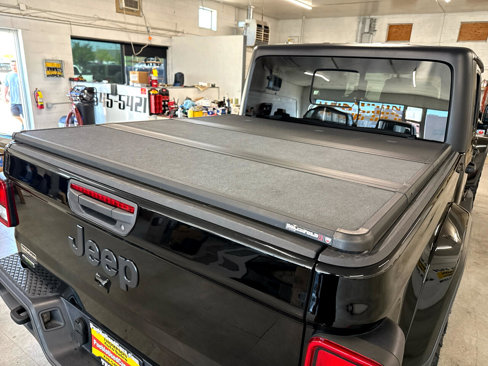 Used 2021 Jeep Gladiator Sport image 80