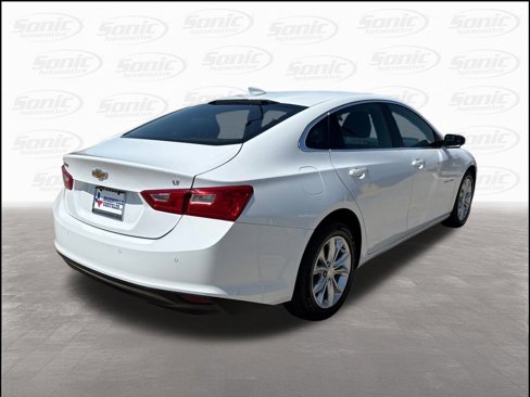 Used 2024 Chevrolet Malibu LT image 9