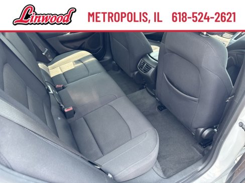 Used 2024 Chevrolet Malibu LT image 8