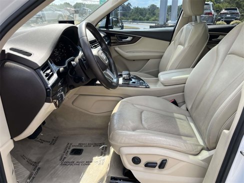 Used 2017 Audi Q7 3.0T Premium Plus w/ Premium Plus Package image 14
