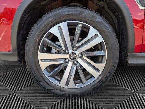 Used 2022 Mitsubishi Outlander Sport SE image 9