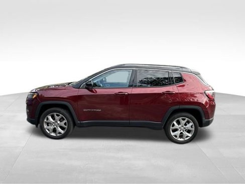 Used 2022 Jeep Compass Limited image 10