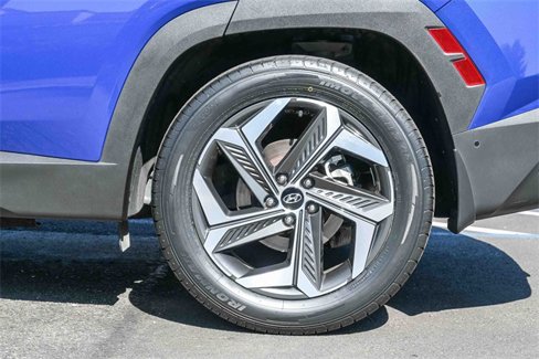 Certified 2022 Hyundai Tucson Limited image 9