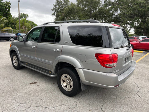 Used 2005 Toyota Sequoia SR5 image 7
