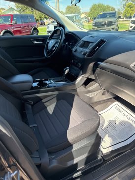 Used 2018 Ford Edge SE image 27