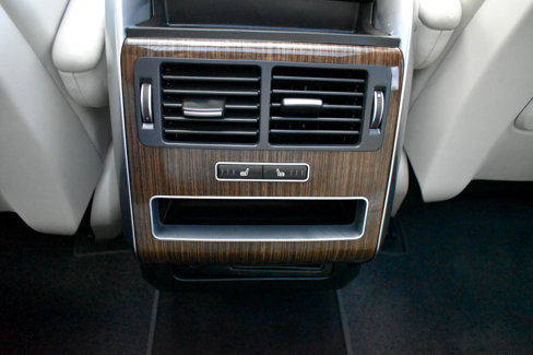 Used 2015 Land Rover Range Rover Sport HSE image 40