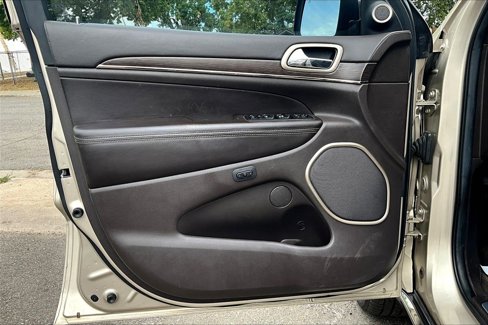 Used 2014 Jeep Grand Cherokee Summit image 21