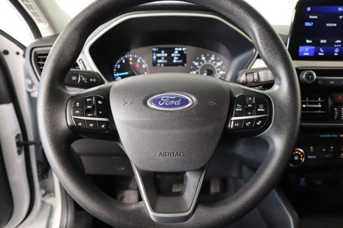 Used 2022 Ford Escape SE image 3