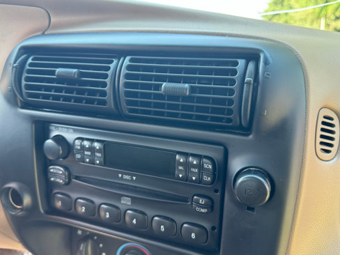 Used 1998 Ford Ranger 2WD Regular Cab image 21