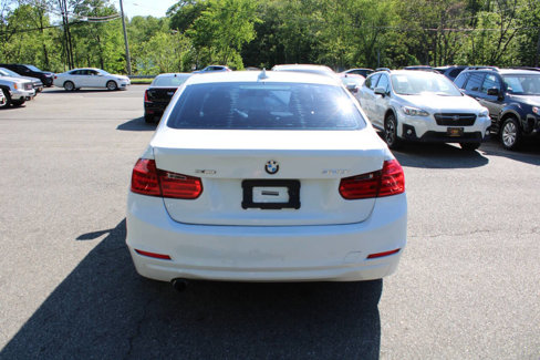 Used 2015 BMW 320i xDrive Sedan image 9