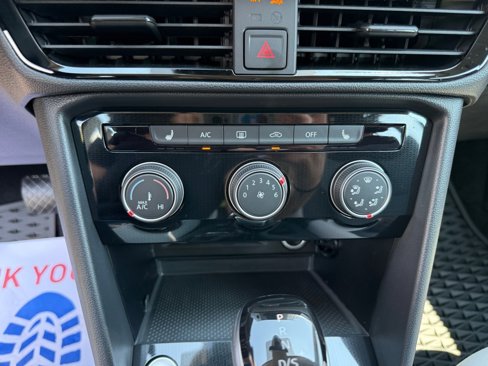 New 2025 Volkswagen Taos S image 18