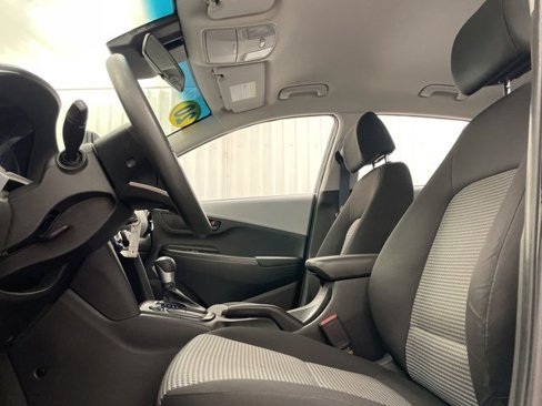 Used 2020 Hyundai Kona SE image 9