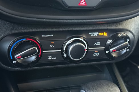 Used 2023 Kia Soul LX w/ LX Technology Package image 20