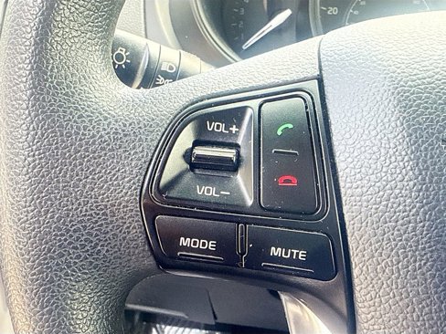 Used 2017 Kia Rio LX w/ Power Package image 32