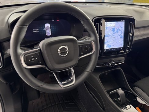 Certified 2023 Volvo C40 P8 Recharge Ultimate image 20