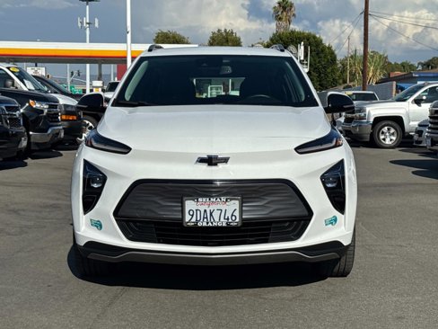 Used 2022 Chevrolet Bolt EUV LT w/ Convenience Package image 2