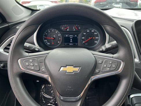 Used 2024 Chevrolet Malibu LT image 16