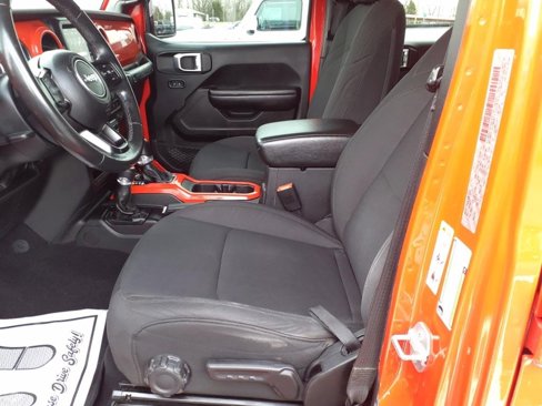 Used 2018 Jeep Wrangler Unlimited Sport S image 11