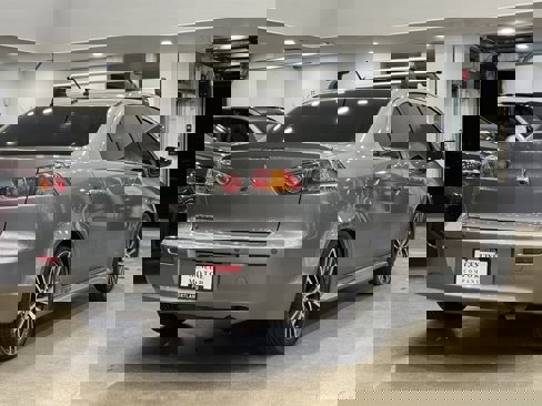 Used 2017 Mitsubishi Lancer SEL image 6