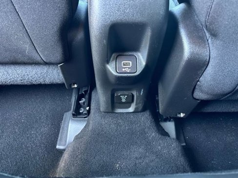 Used 2022 Jeep Renegade Altitude w/ Convenience Group image 10