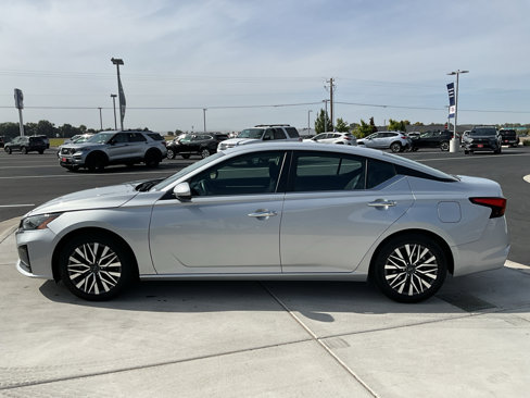 Used 2023 Nissan Altima 2.5 SV image 6