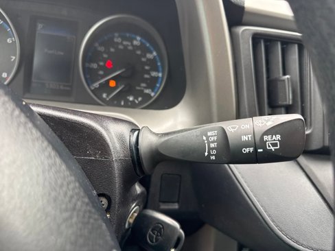 Used 2018 Toyota RAV4 LE w/ All Weather Liner Package image 27