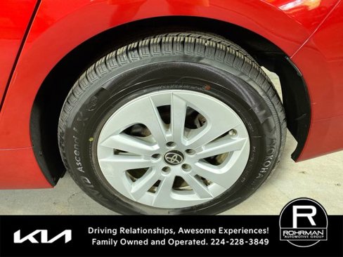 Used 2016 Toyota Prius Two image 5
