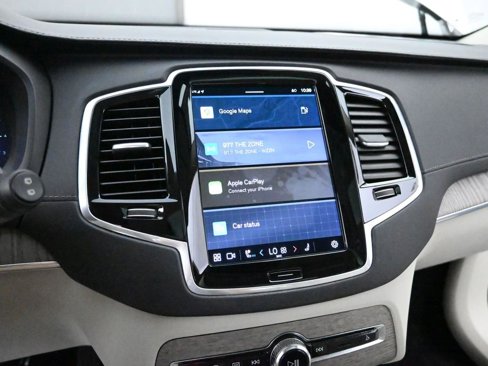 Certified 2024 Volvo XC90 B6 Ultimate w/ Protection Package Premier image 26