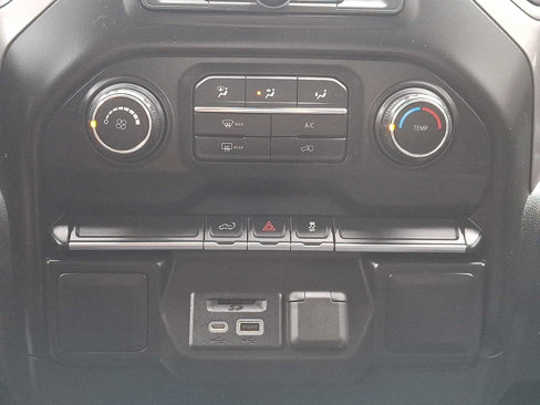 Used 2019 Chevrolet Silverado 1500 Custom w/ Custom Value Package image 15