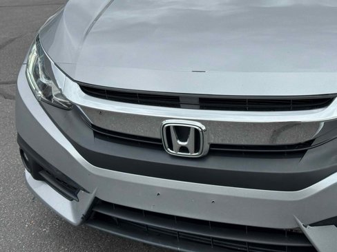 Used 2018 Honda Civic EX-T image 13