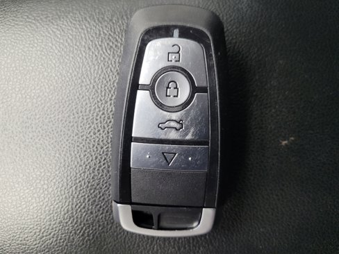 Used 2020 Ford Escape SEL image 32
