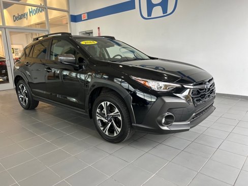 Used 2024 Subaru Crosstrek 2.0i Premium image 1