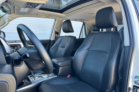 Used 2022 Toyota 4Runner Limited image 5