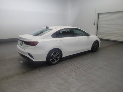 Used 2023 Kia Forte LXS image 10