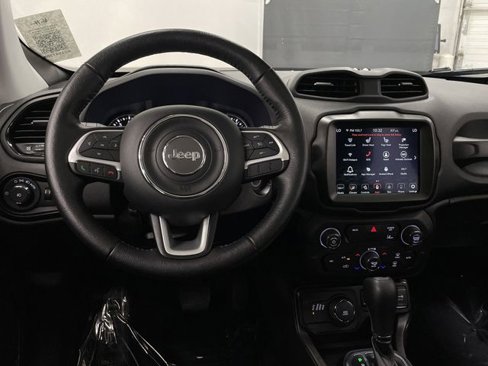 Used 2023 Jeep Renegade Altitude w/ Sun/Sound Group image 5